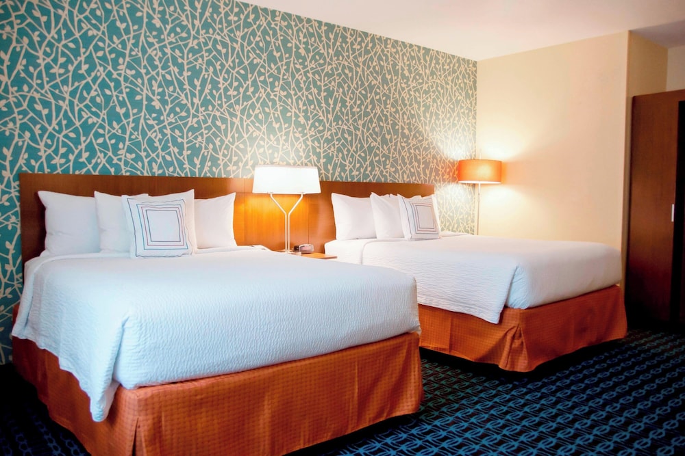 Room, 2 Queen Beds (Hearing Accessible)