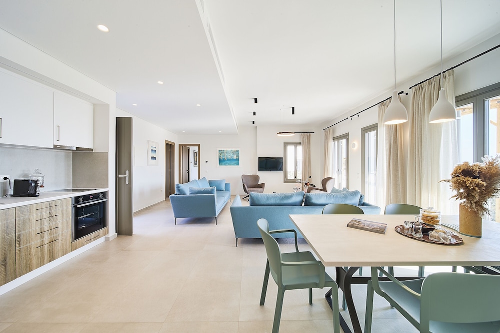 Kastro Retreat