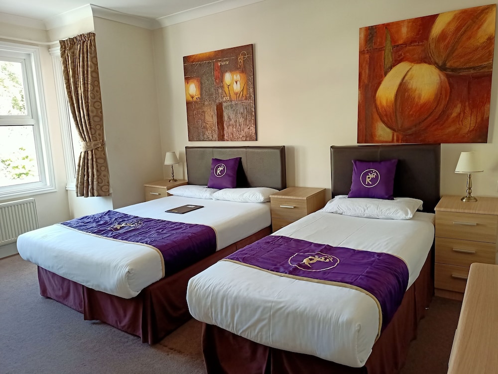 Standard Family of 3 Room photo 1