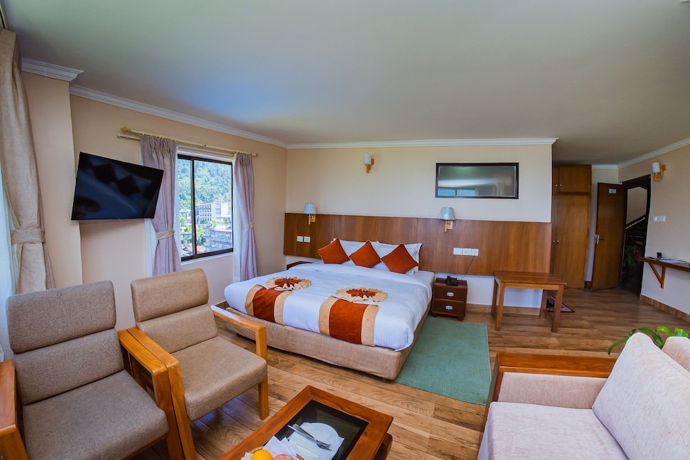 Standard Suite, Lake View - Photo 3
