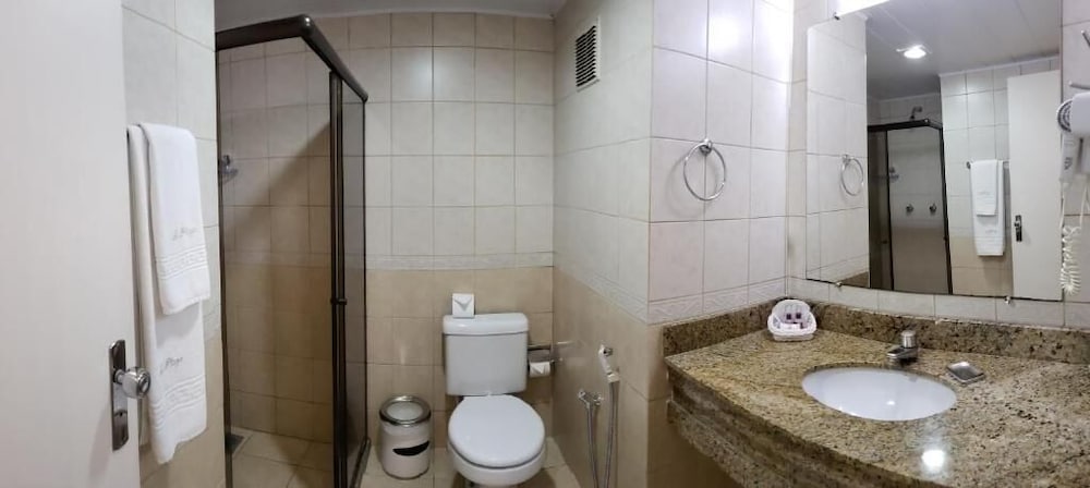 Deluxe Room - Photo 3