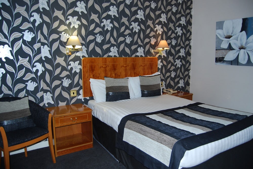 Standard Double Room - Photo 2