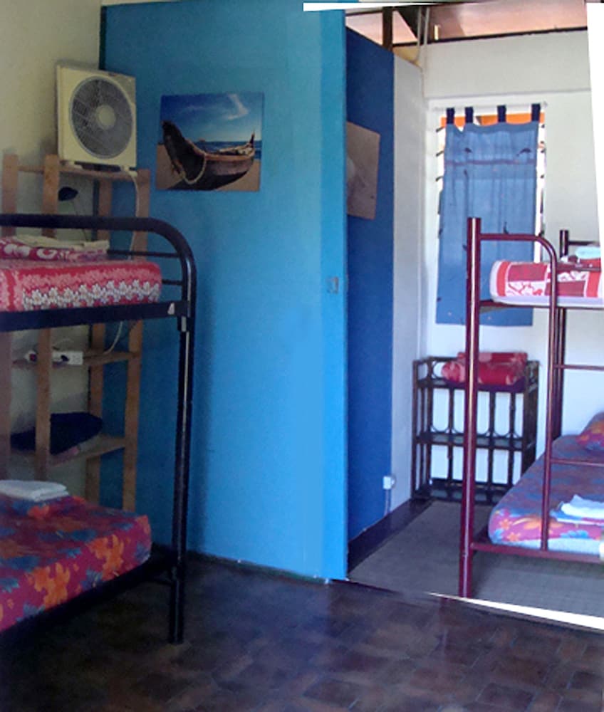 Shared Dormitory, Beachfront (max 4) photo 1