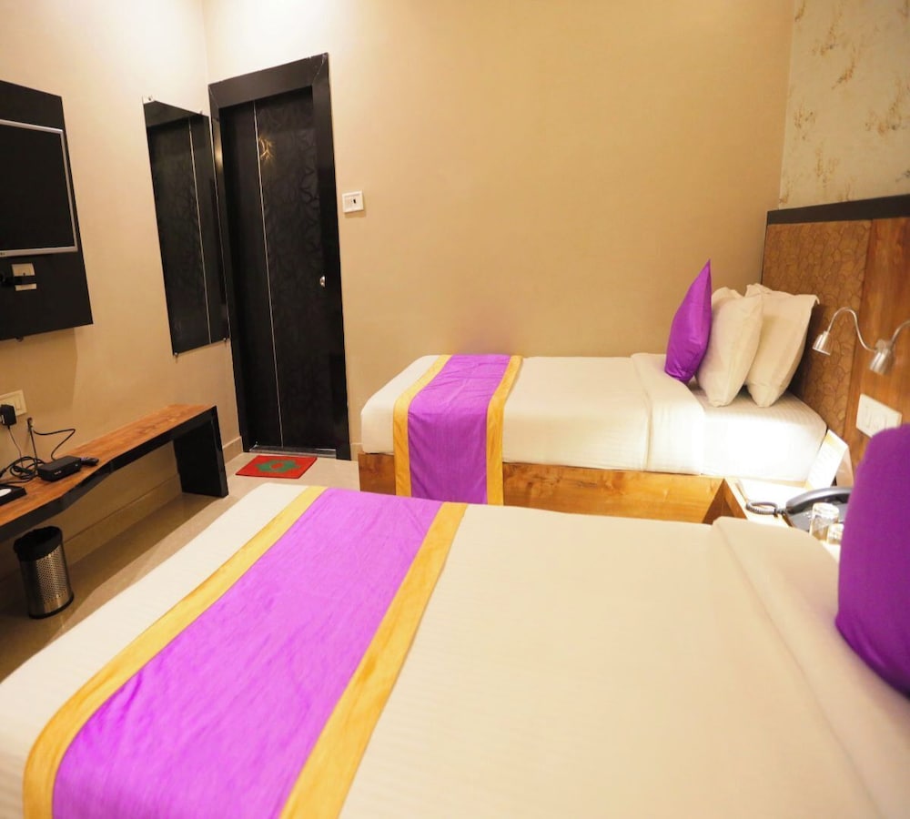 Premium Room - Photo 14
