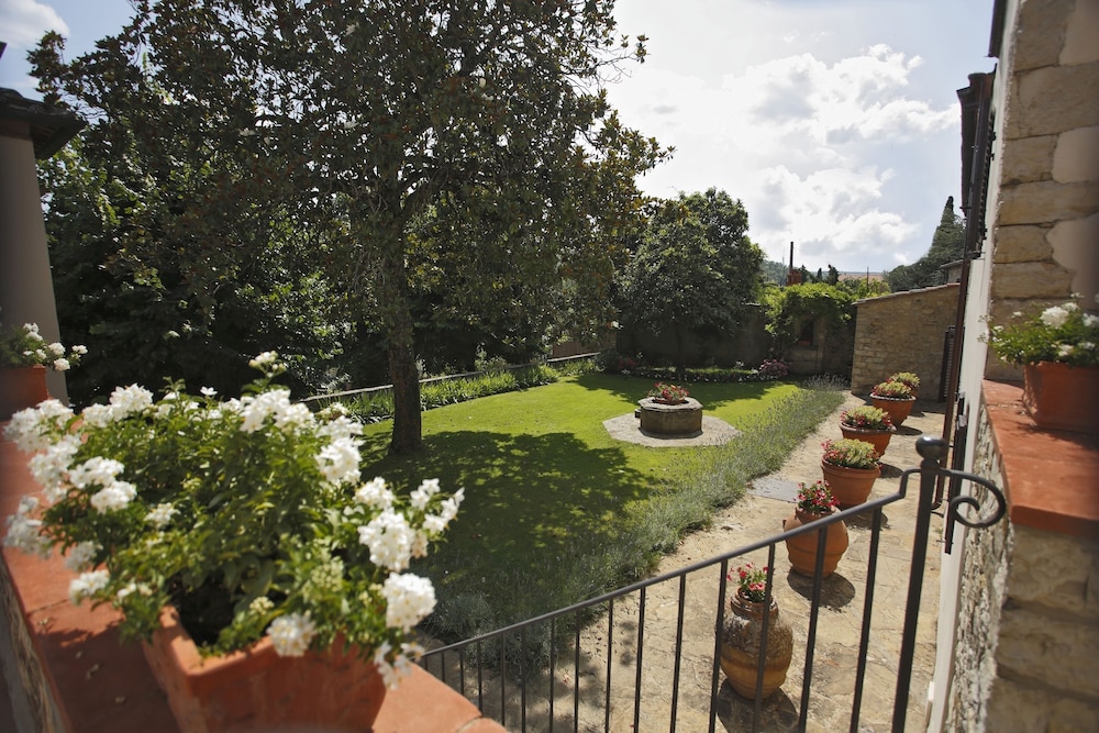 Classic Double (street view) Manor House - Photo 4