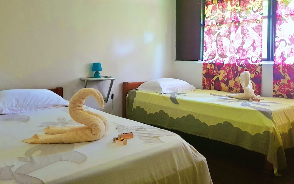 Twin Room in Fare Mahana (Opui)