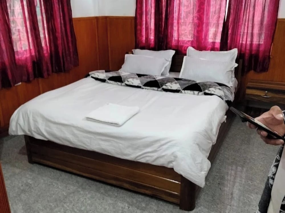 Standard Room photo 2