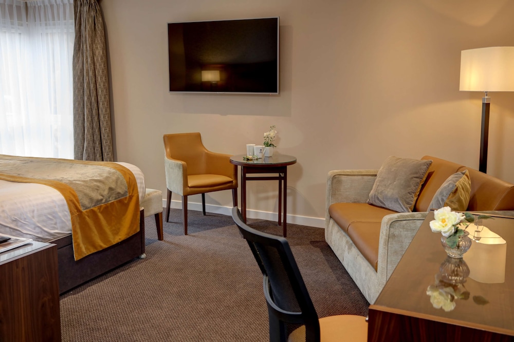 Suite, 1 King Bed, Non Smoking