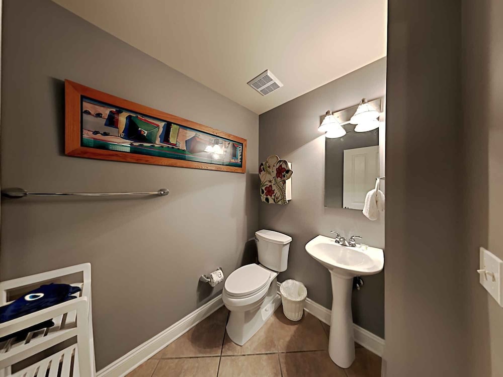 Condo, Multiple Beds, Balcony, Ocean View (#213E - No Pets) photo 2