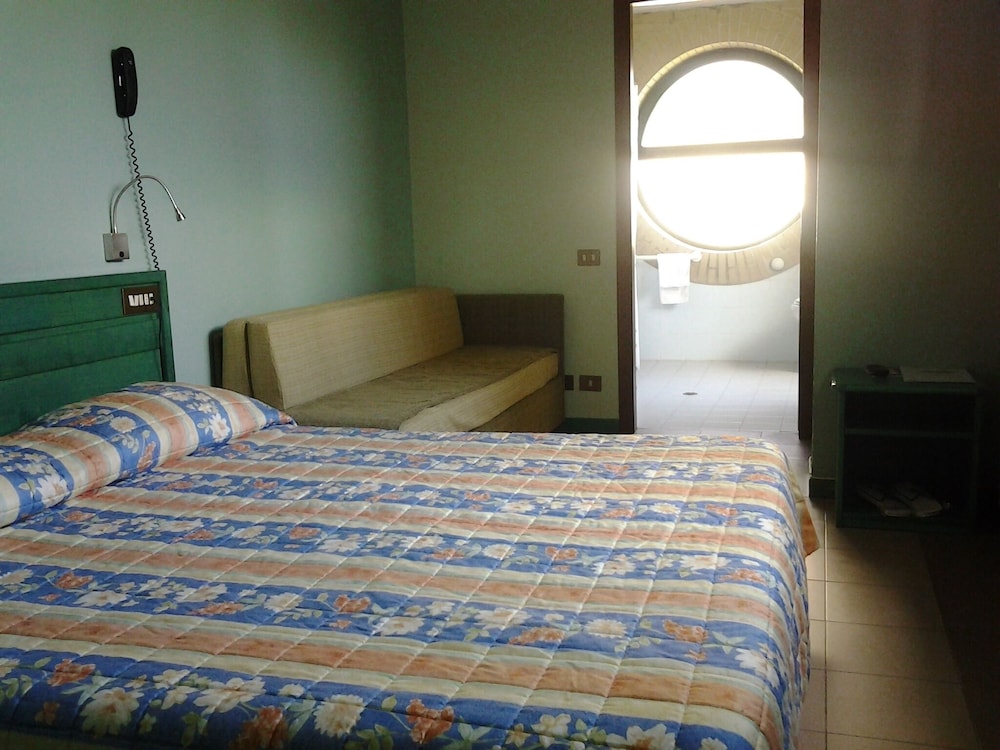 Triple Room photo 1