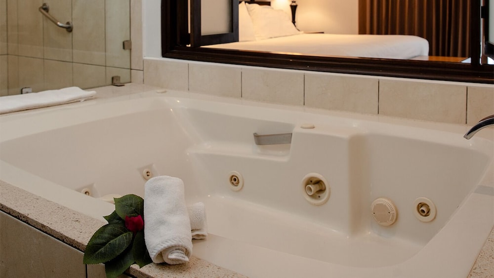 Master Suite - Photo 3