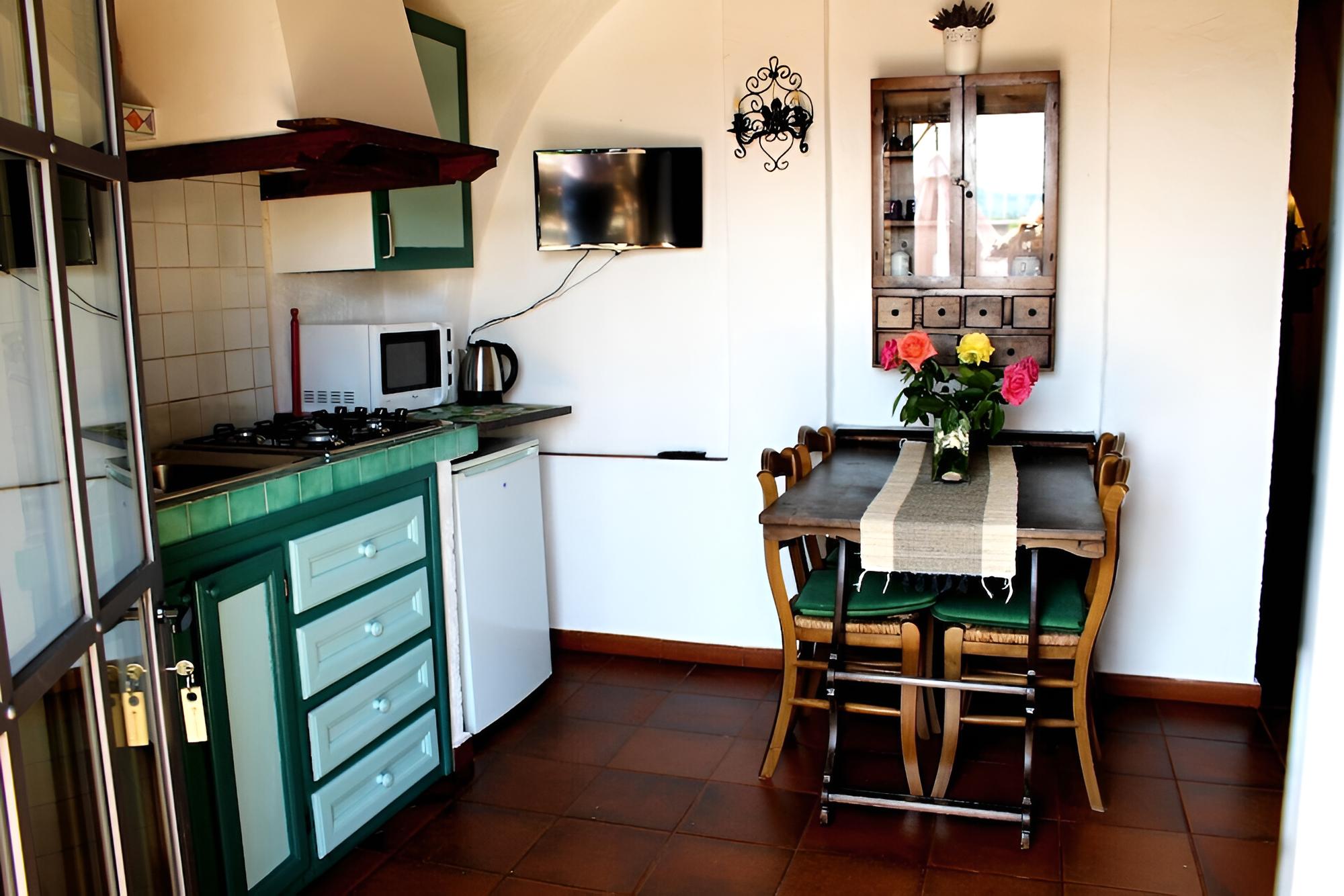 Family Apartment, 2 Bedrooms, Kitchen, Garden Area photo 3