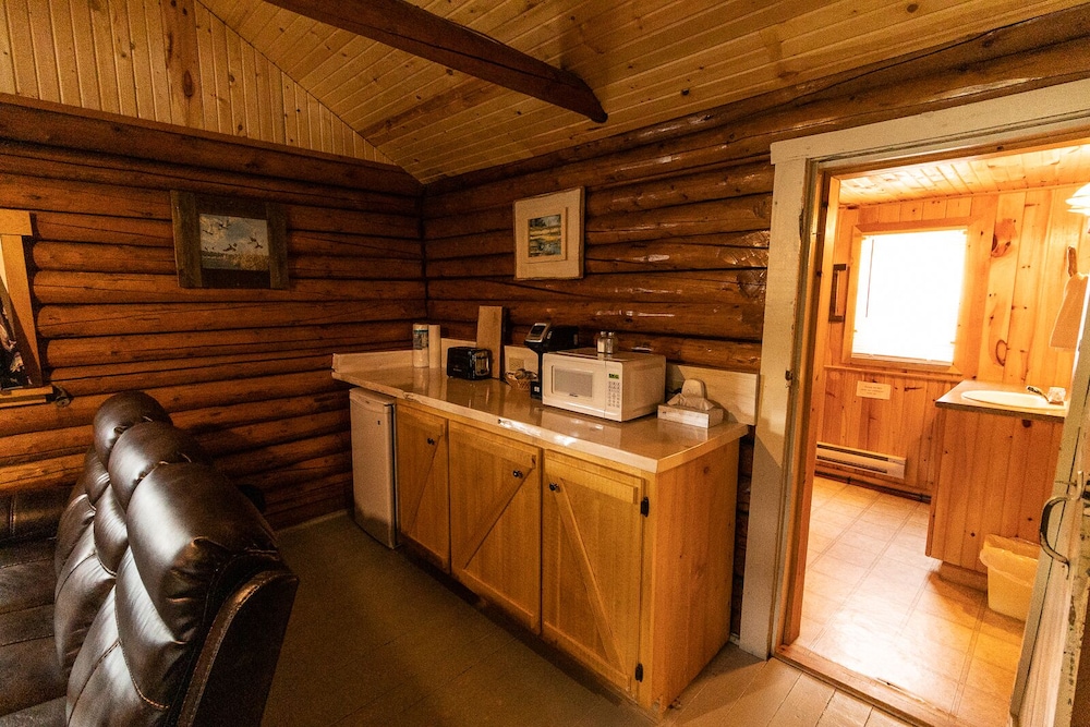 Deluxe Cabin photo 2