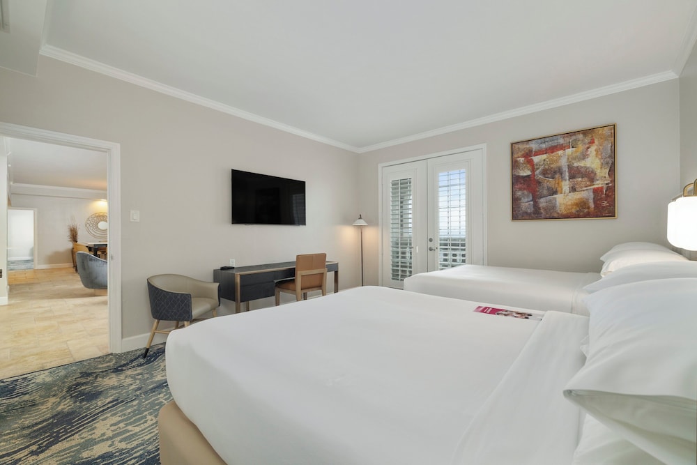Presidential Suite, 1 Twin Bed