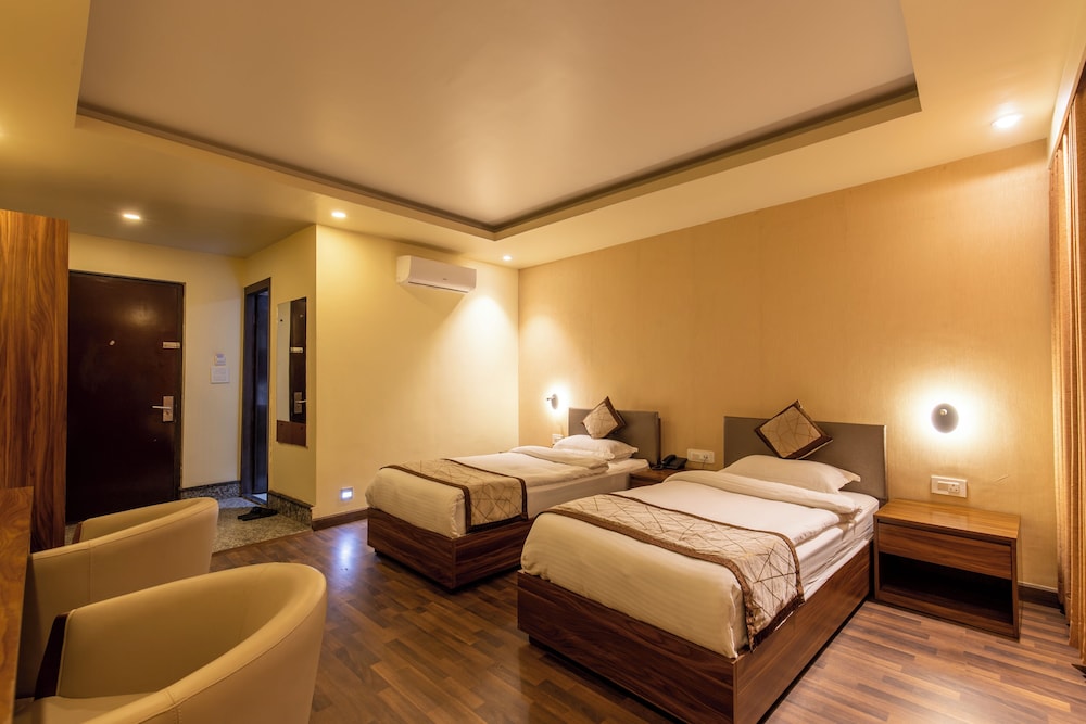 Deluxe Twin Room - Photo 3