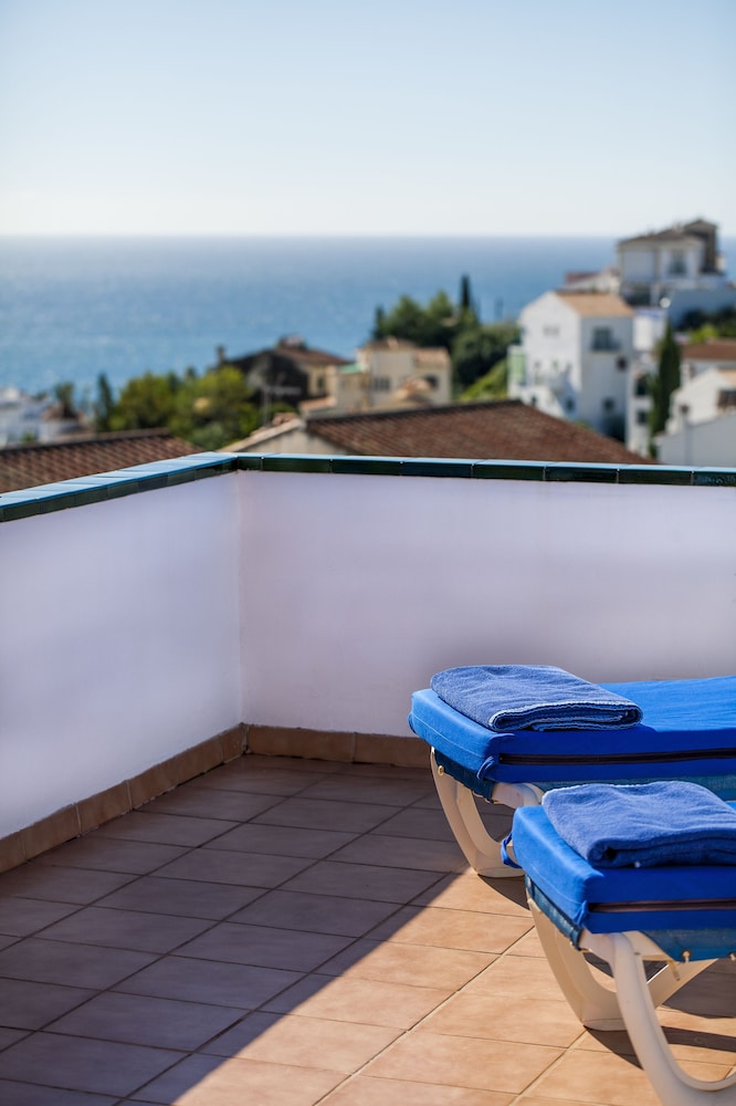 Superior Room, Terrace, Partial Ocean View - Photo 15