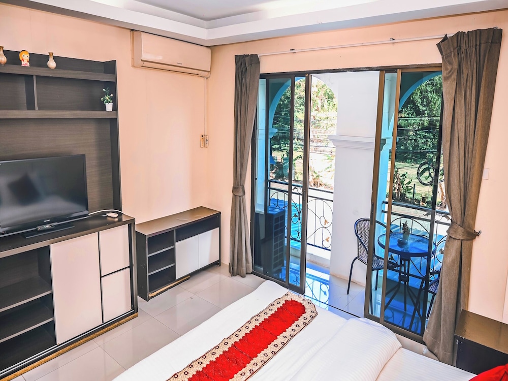 Premium Double Room, City View