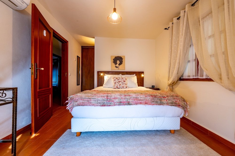 Double Room (Sado)