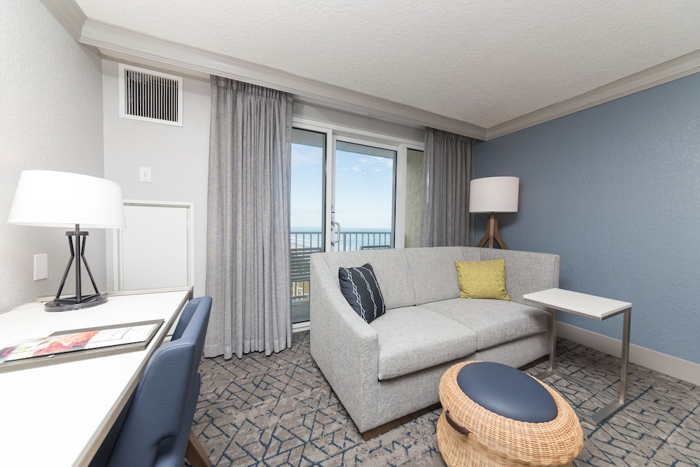 King Bed coastal view w/ full sized balcony photo 3