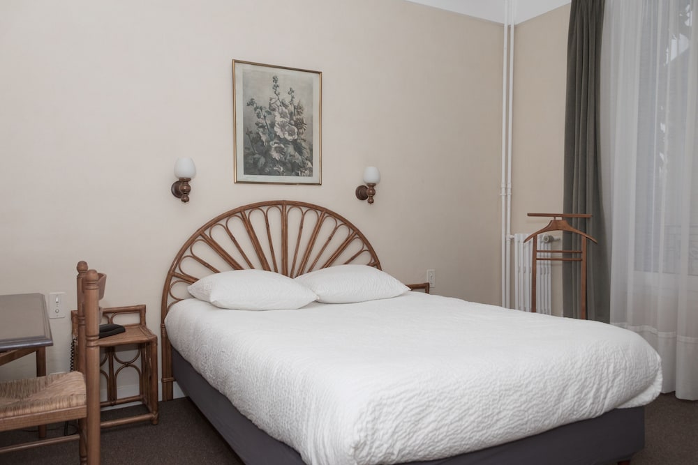 Standard Double Room - Photo 1