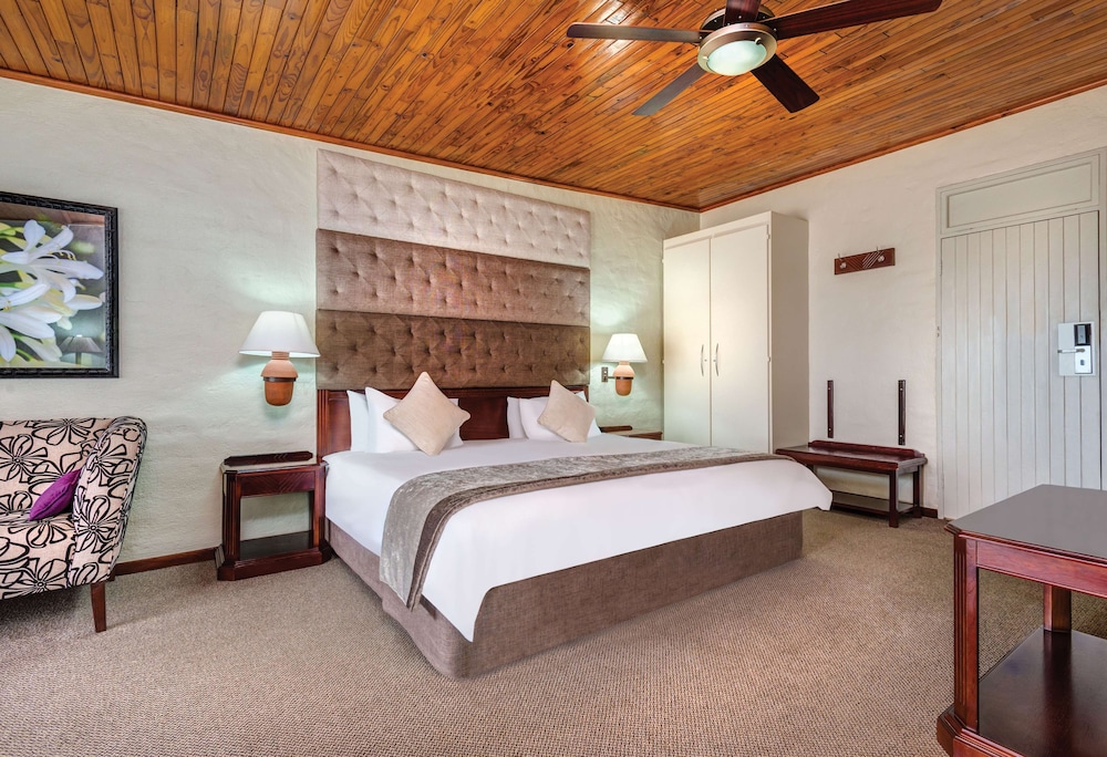 Standard Double or Twin Room photo 3