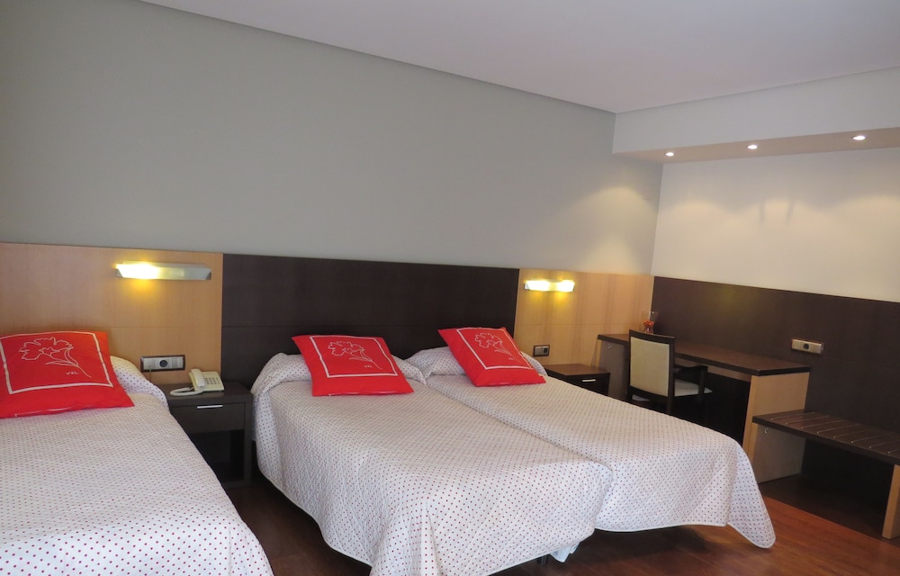 Triple Room - Photo 3