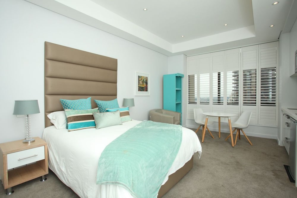 Deluxe Studio, City View