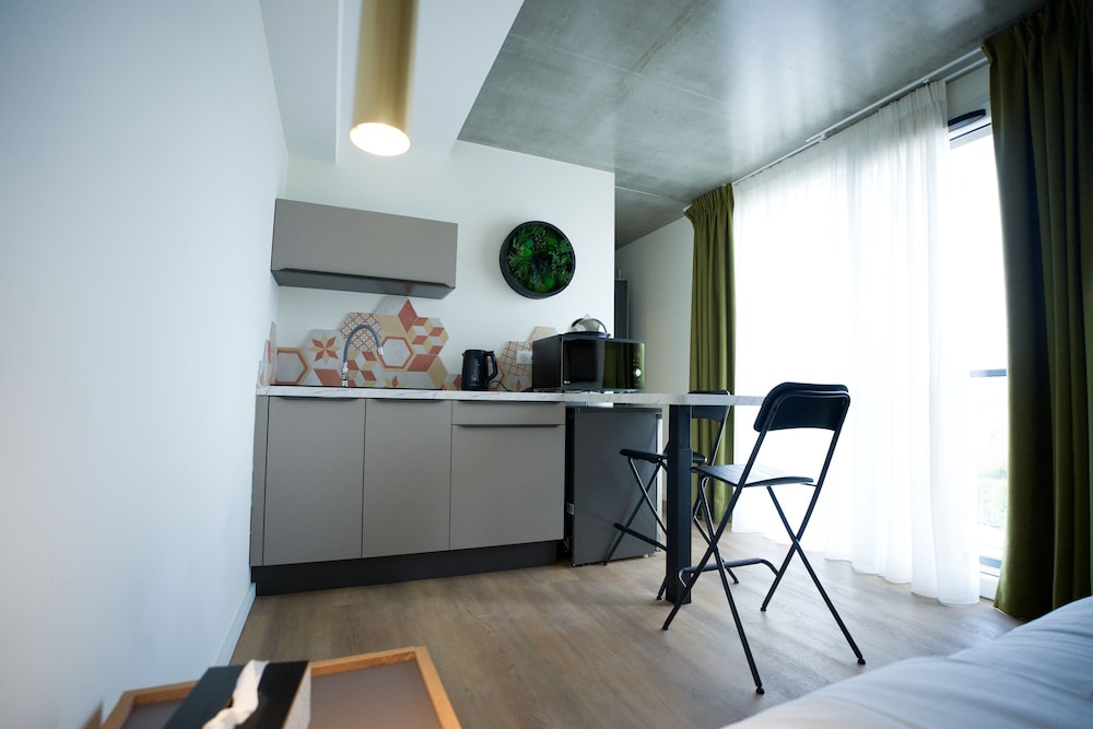 Apartment - Photo 3