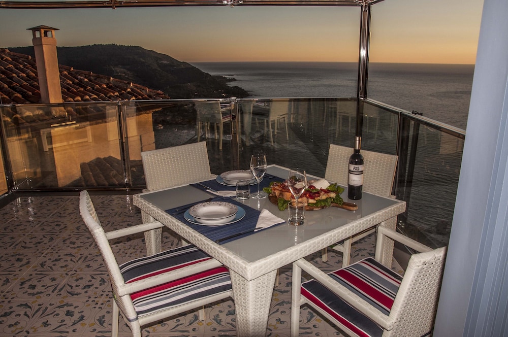 Superior Suite, Terrace photo 3