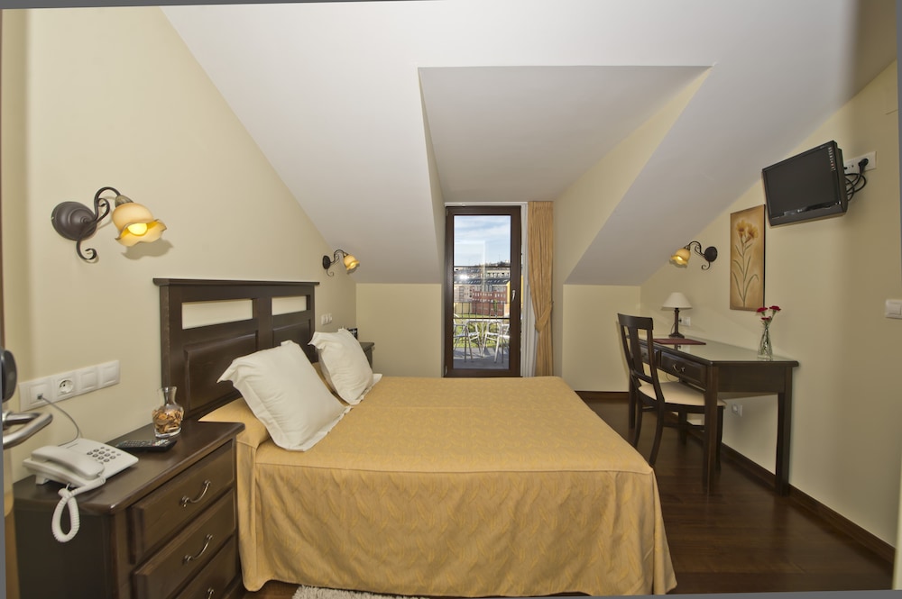 Standard Single Room photo 2