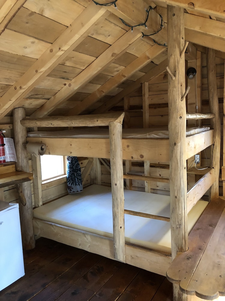 Panoramic Tree House, 2 Double Beds, Shared Bathroom, Mountain View photo 1