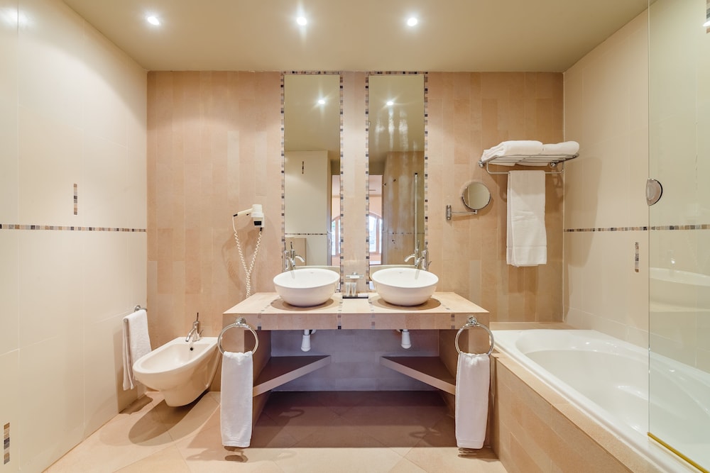 Junior Suite, Beachside - Photo 4