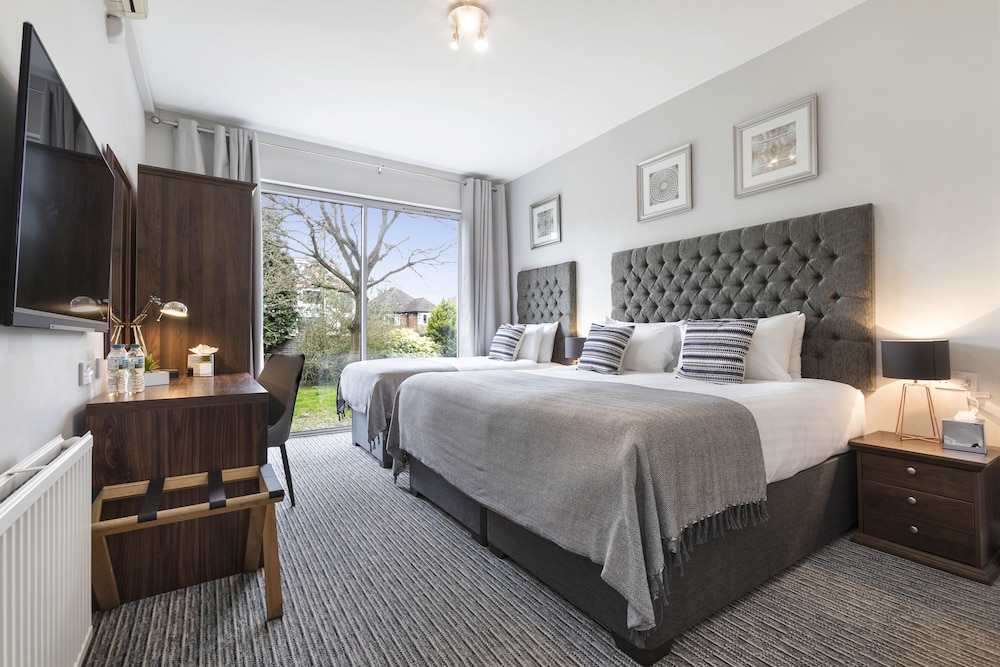 Suite, Ensuite (3 Guests ) photo 2