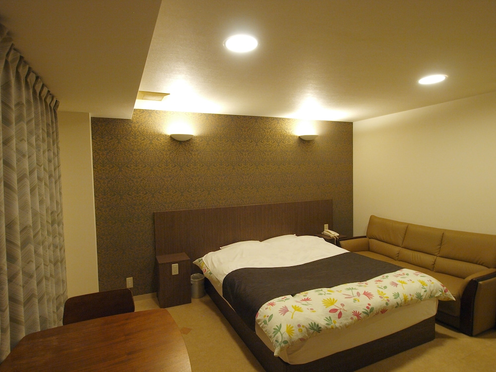 Regular A Room photo 3