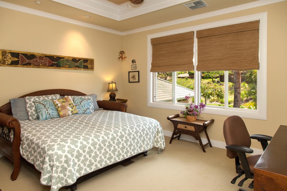 House, Multiple Beds, Ocean View (Wai'Ula'Ula D201) photo 1