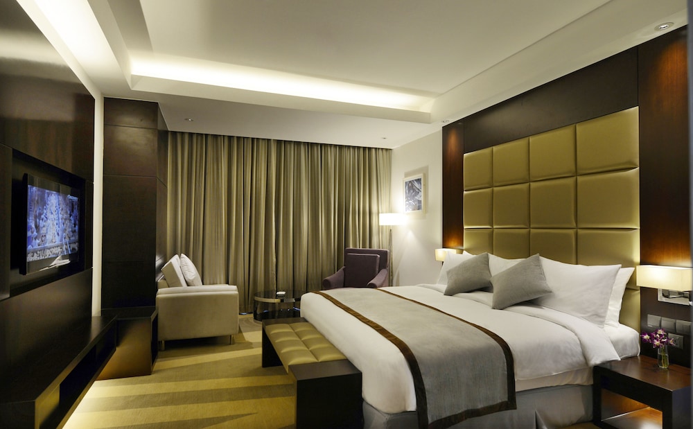 Business Room (Class - Lounge Access)