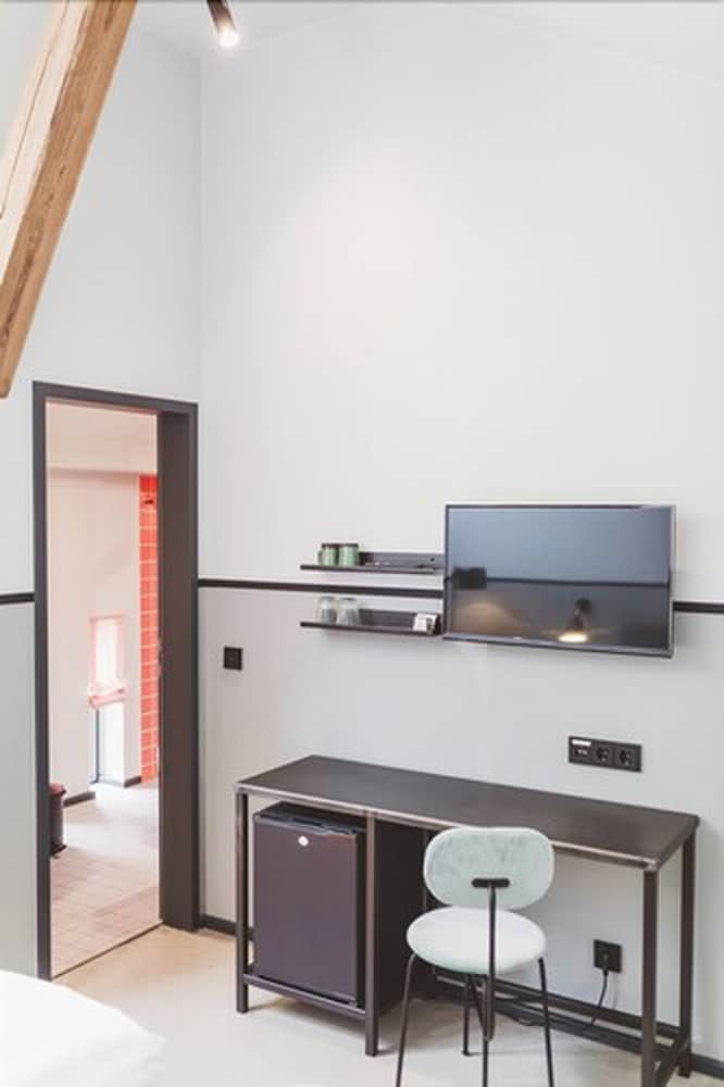 Superior Double Room, Accessible photo 3