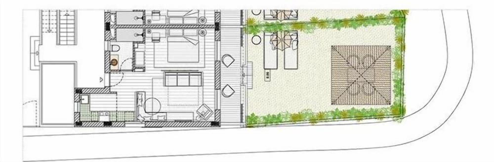 Superior Studio Suite, 1 King Bed, Patio, Garden View photo 2