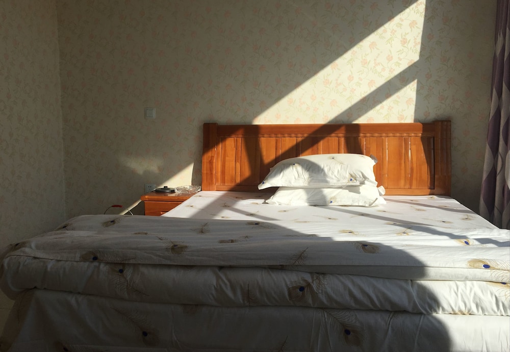 Double Room With Shared Bathroom photo 2