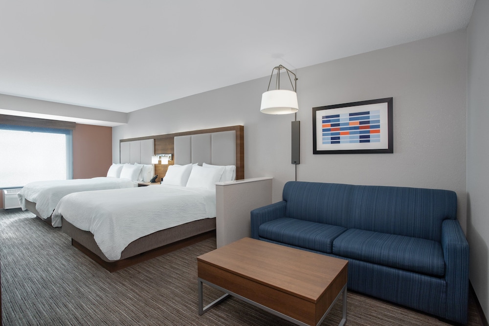 Standard Room, Multiple Beds photo 2