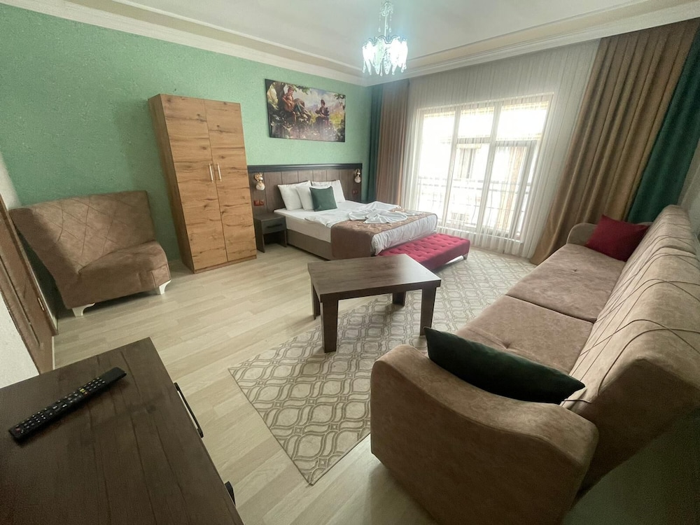 Quadruple Room - Photo 2