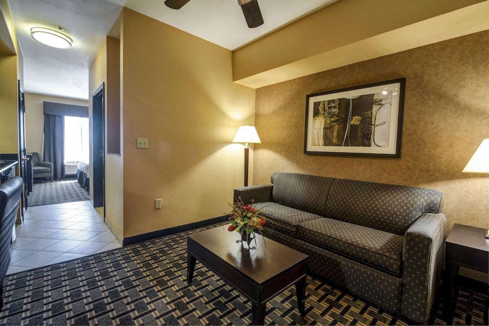 Suite, 1 King Bed (Additional Living Area) - Photo 2