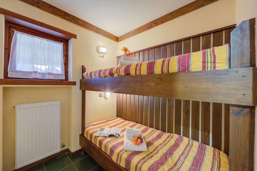 Family Studio, Mountainside (Grange Hike & Ski - 08C Sestriere) photo 2