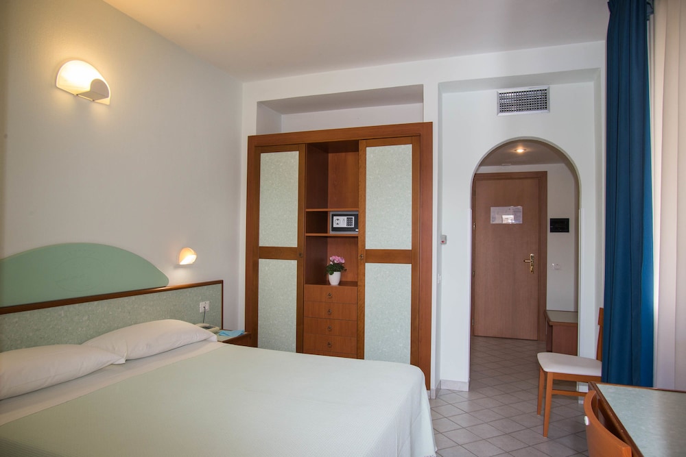 Double Room Single Use photo 2
