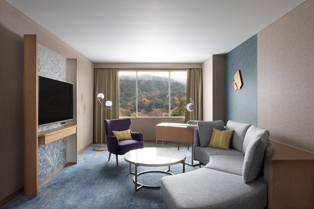 Club Suite, 2 Double Beds - Photo 2
