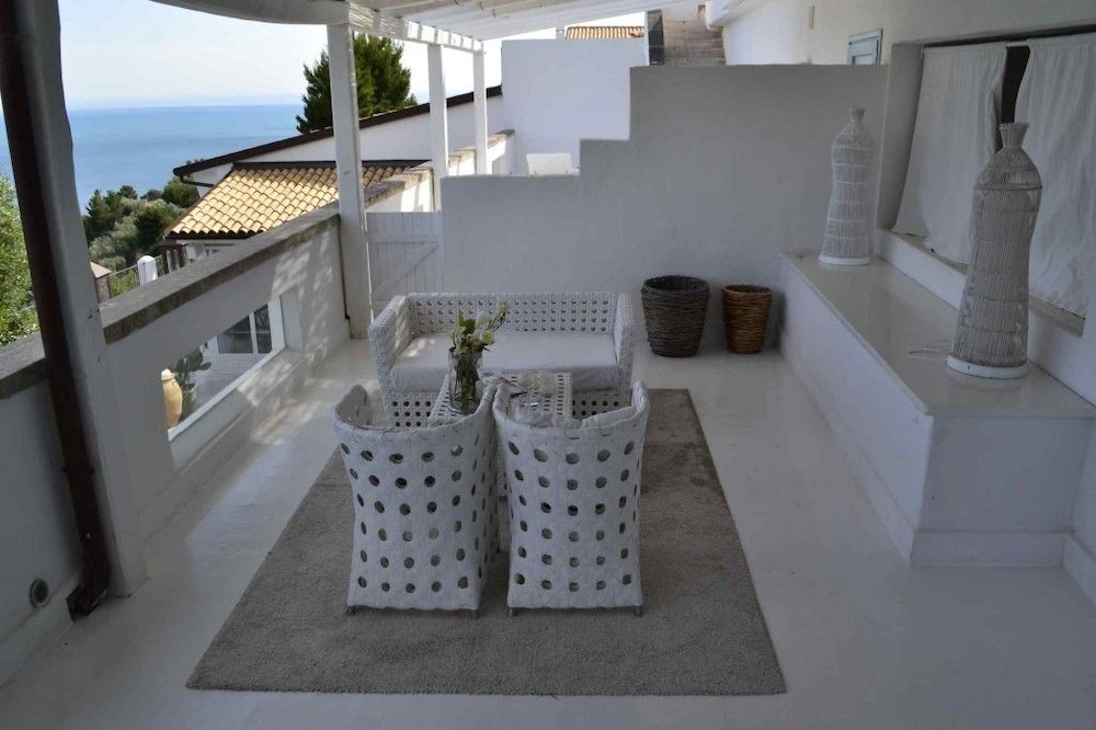 Suite (SPA access) photo 3