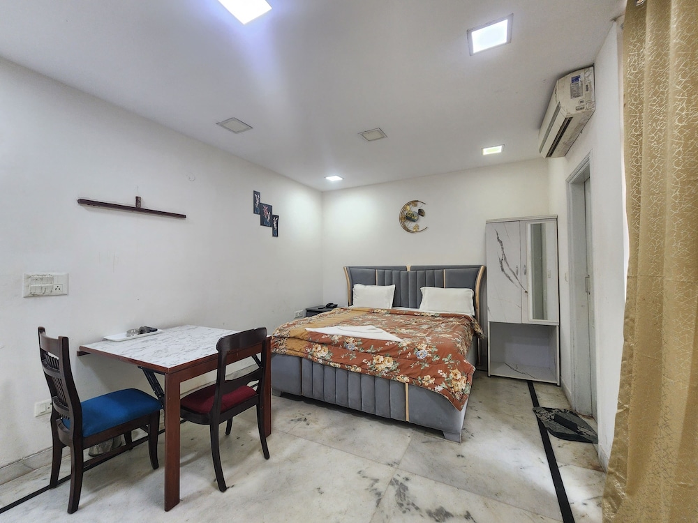 Deluxe Double Room, City View
