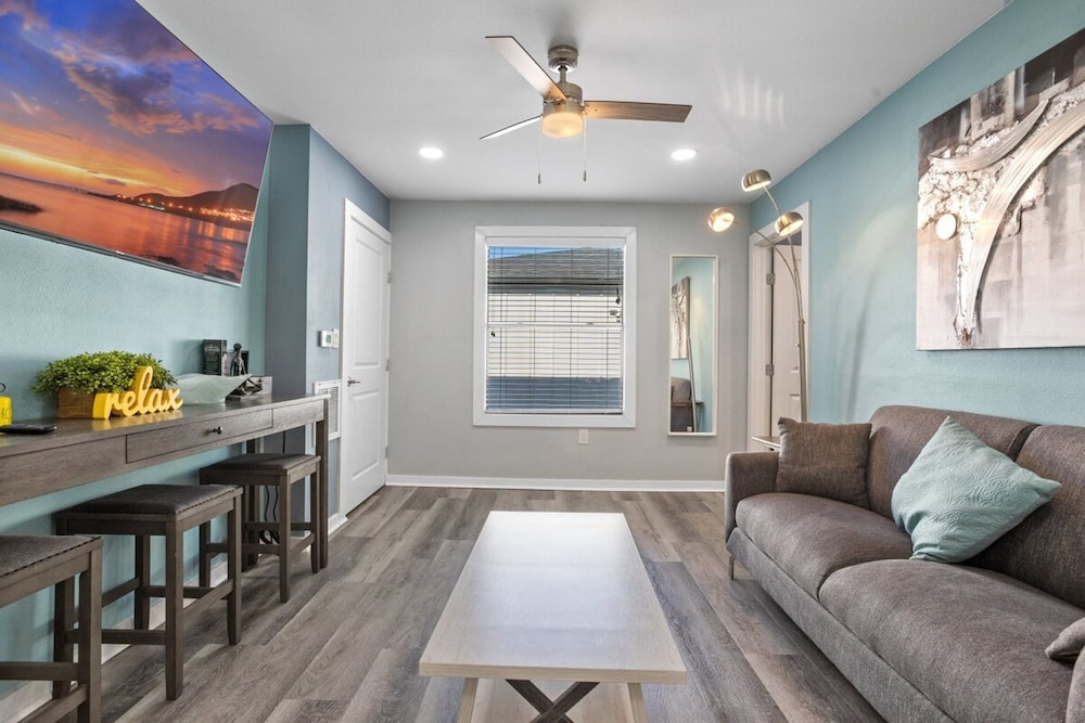 6BR Getaway Fast Wi-fi Free Parking Full Gym, Photo 46