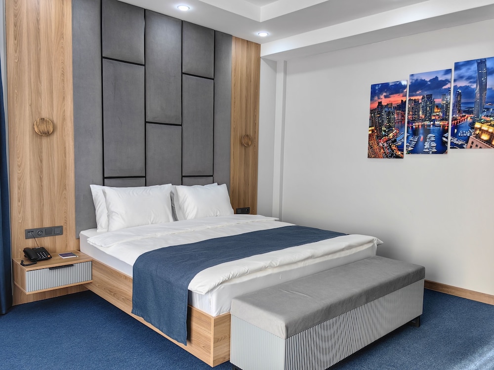 Standard Double Room - Photo 1