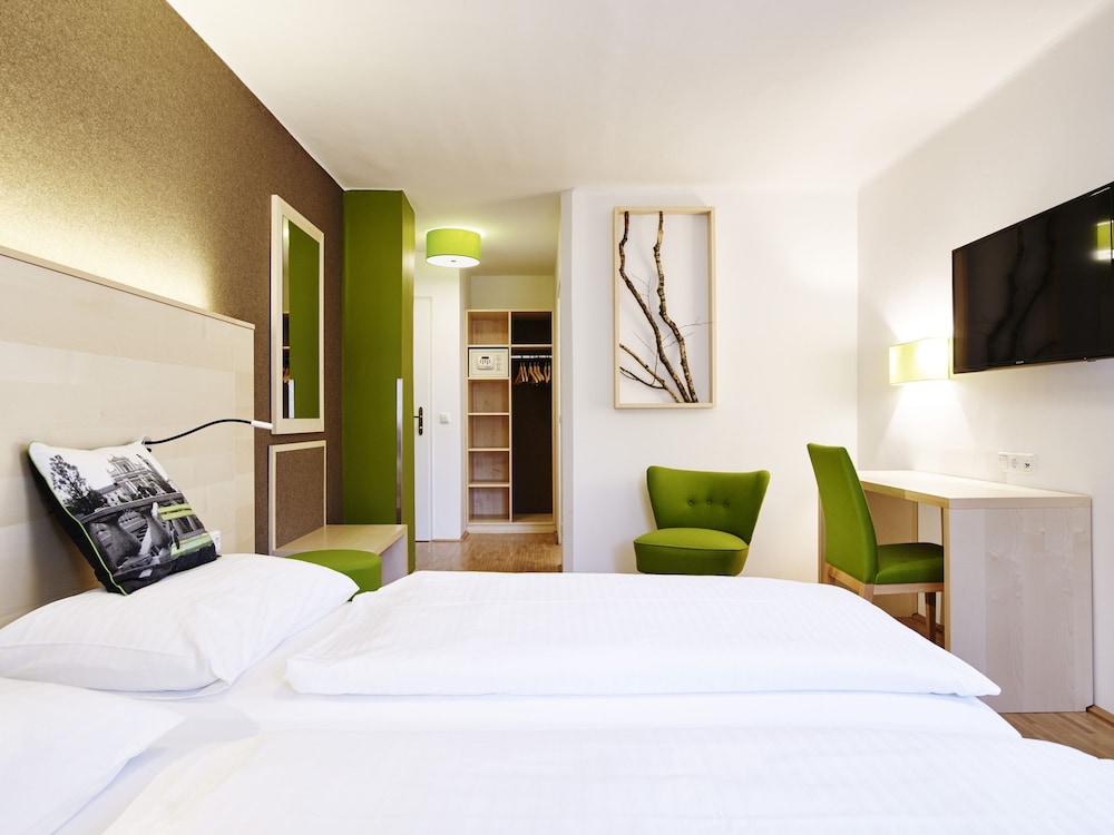Superior Double Room, Non Smoking photo 3